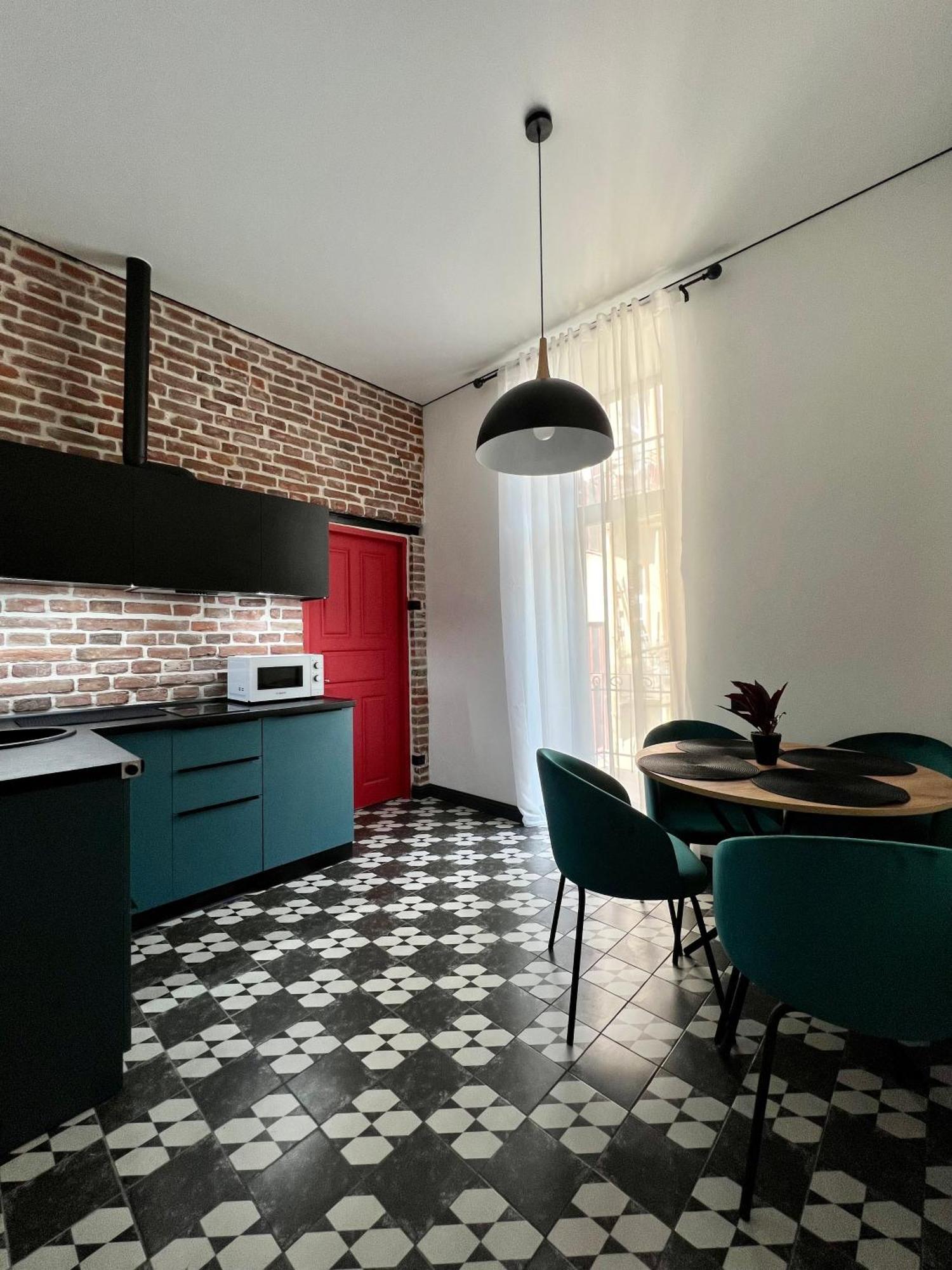 Tugan Apart Lviv Exterior photo